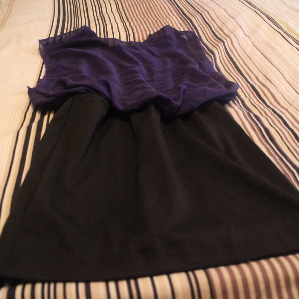 C.W. DESIGNS Girls Ivory Black and eggplant Sleeve